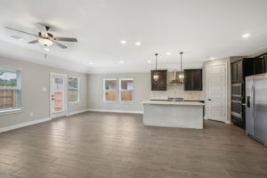 Houston - Montgomery Oaks - 1880 Canyon Oaks St, Conroe, TX 77304 - 007