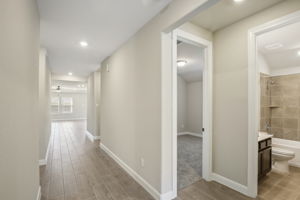 Houston - Montgomery Oaks - 1880 Canyon Oaks St, Conroe, TX 77304 - 012