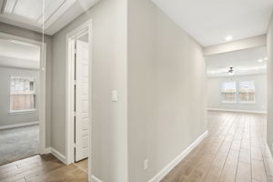Houston - Montgomery Oaks - 1880 Canyon Oaks St, Conroe, TX 77304 - 019