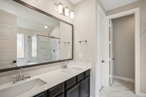 Houston - Montgomery Oaks - 1880 Canyon Oaks St, Conroe, TX 77304 - 027