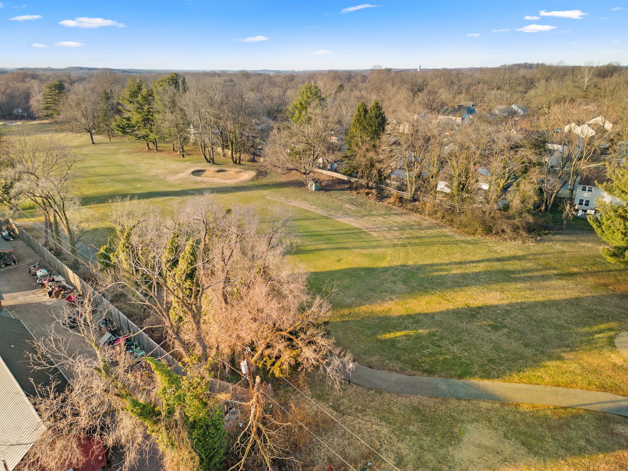 43. 1880 Harcourt Ave.jpg