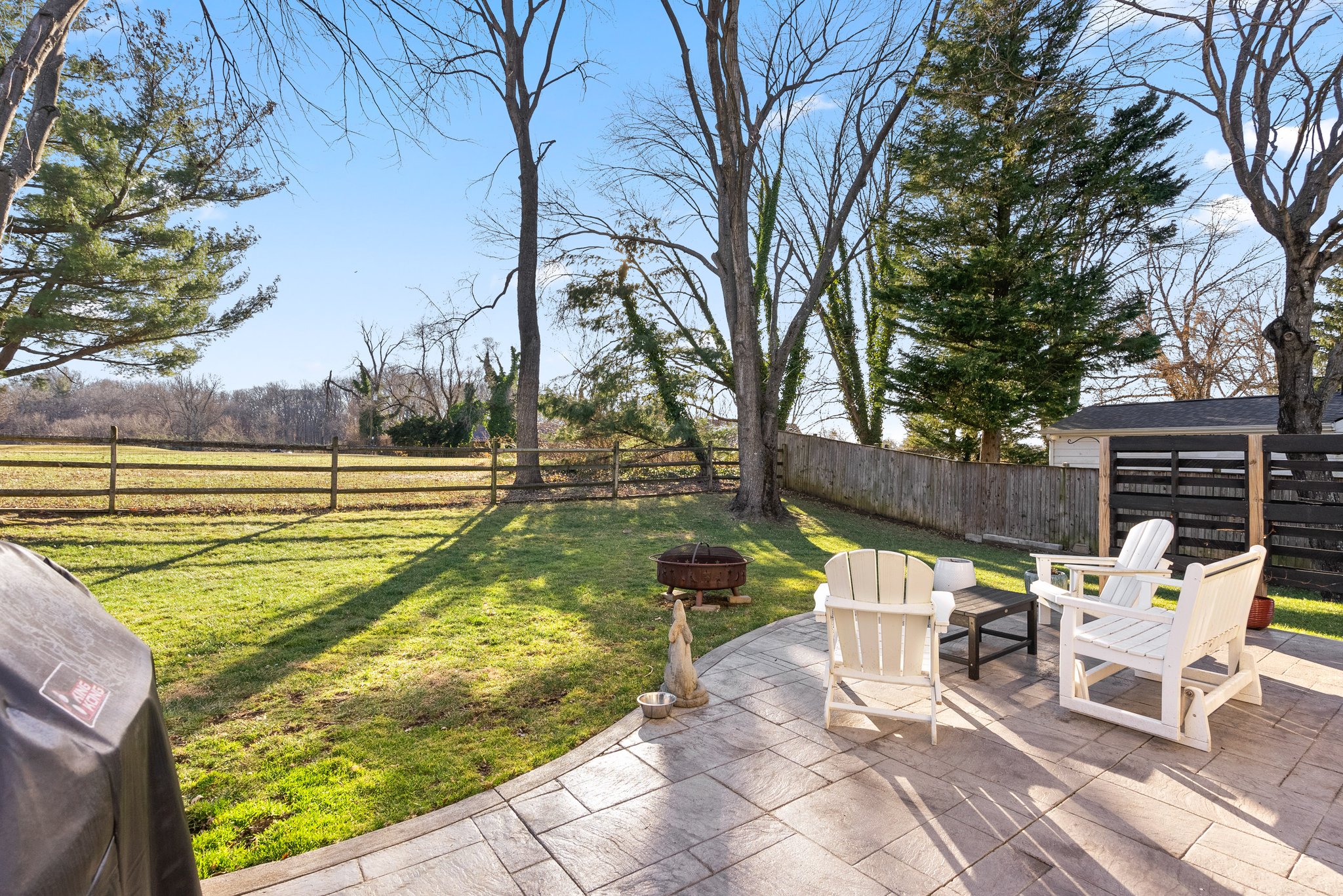 38. 1880 Harcourt Ave.jpg