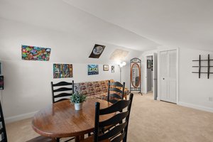 26. 1880 Harcourt Ave.jpg