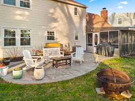 39. 1880 Harcourt Ave.jpg