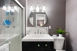 36. 1880 Harcourt Ave.jpg