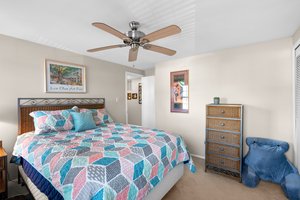 32. 1880 Harcourt Ave.jpg