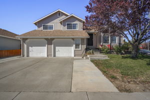  Photo 0