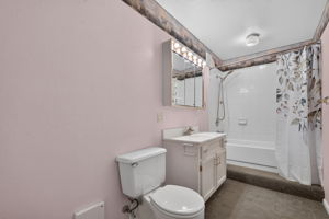  Photo 51