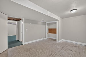  Photo 49