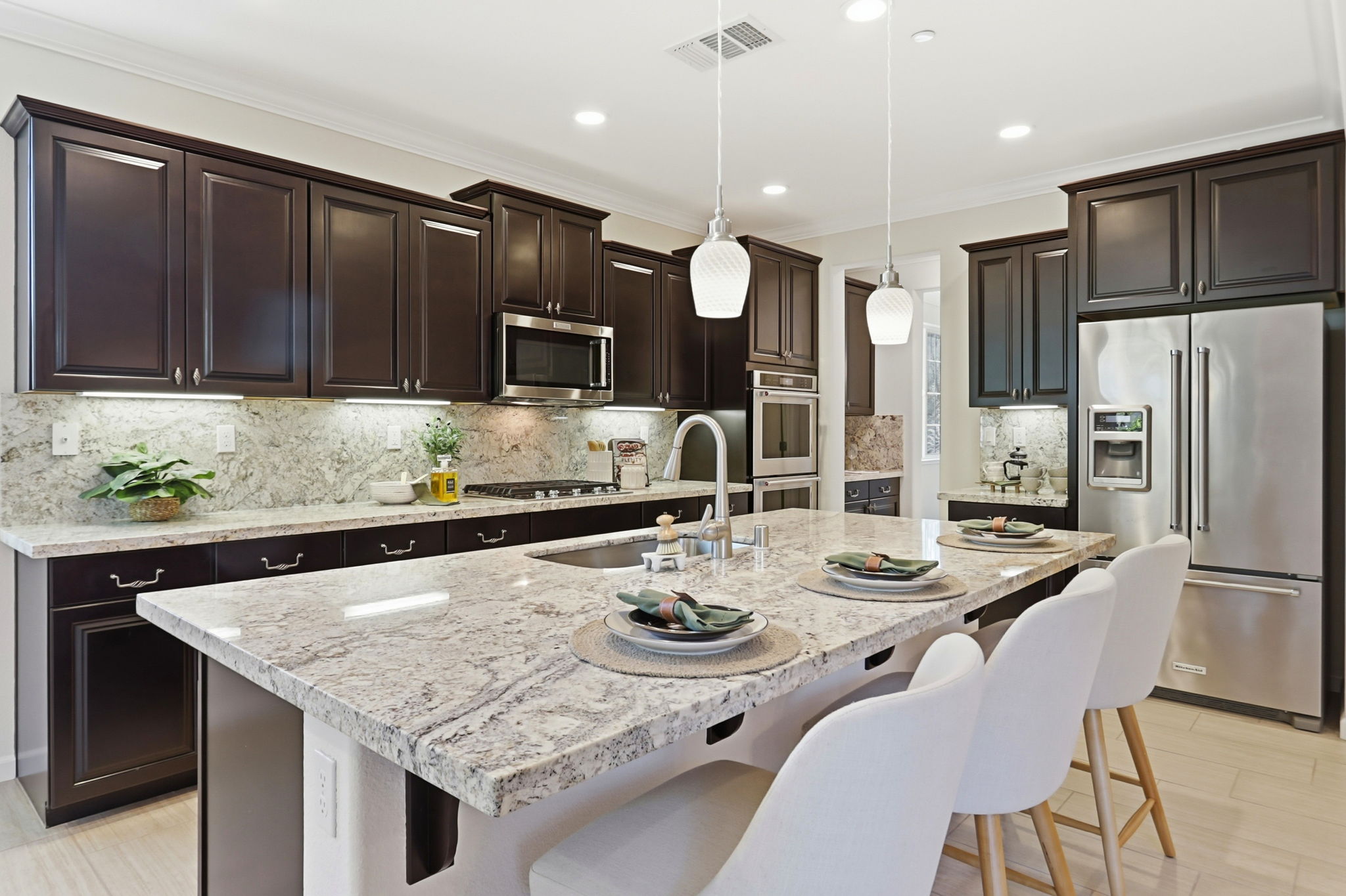 012_F8_18800 Paprika Dr