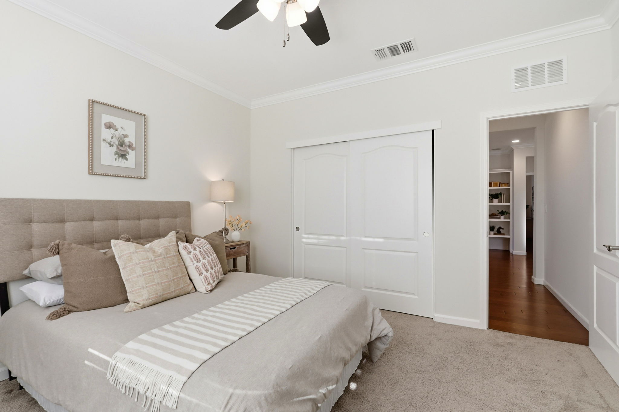 032_F8_18800 Paprika Dr