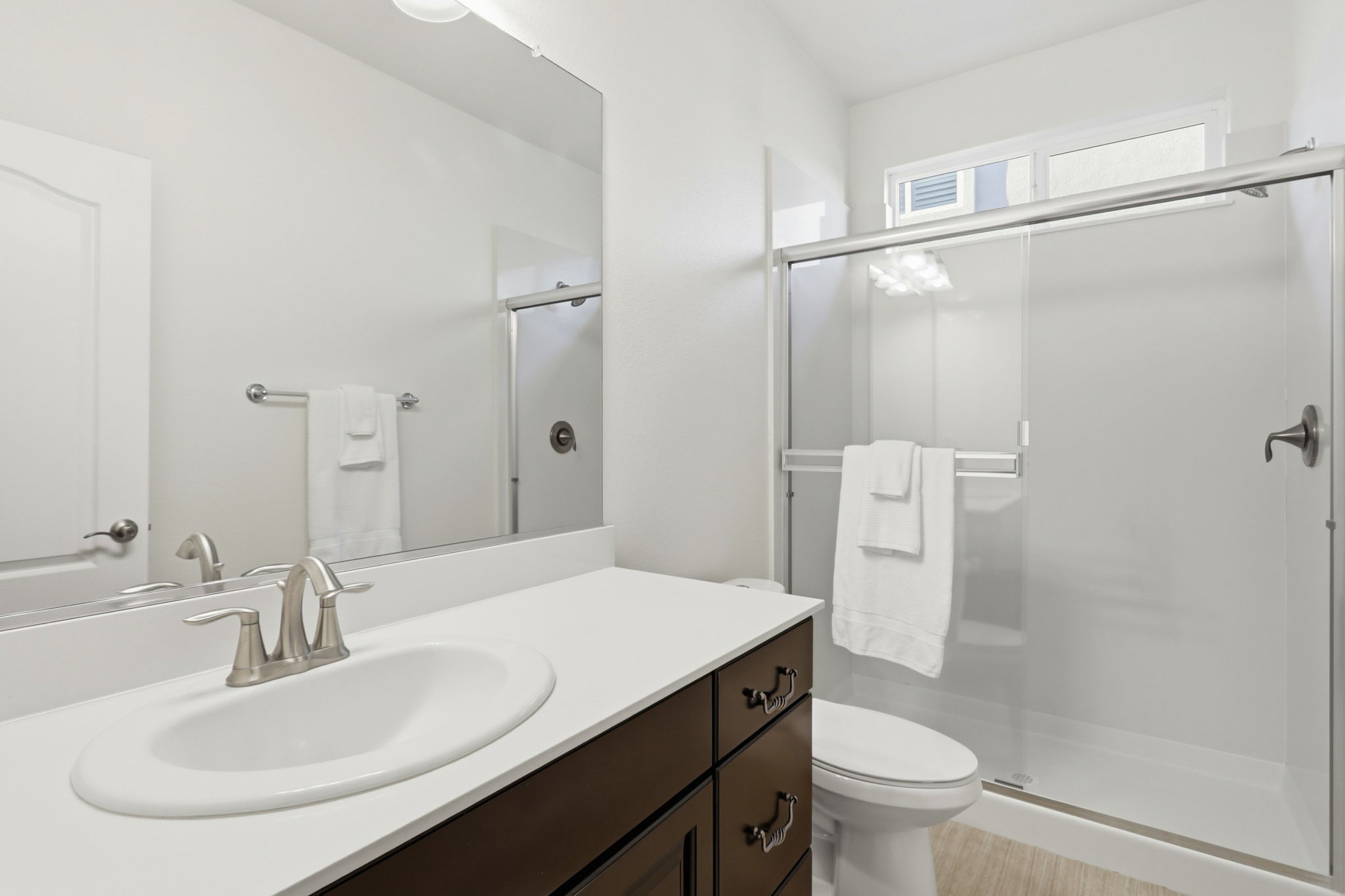 043_F8_18800 Paprika Dr