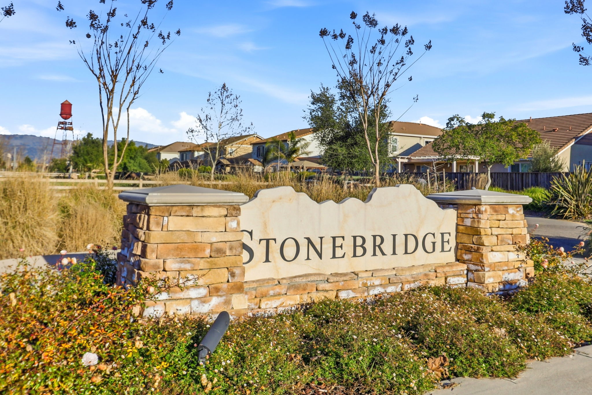 060_F8_18800 Paprika Dr