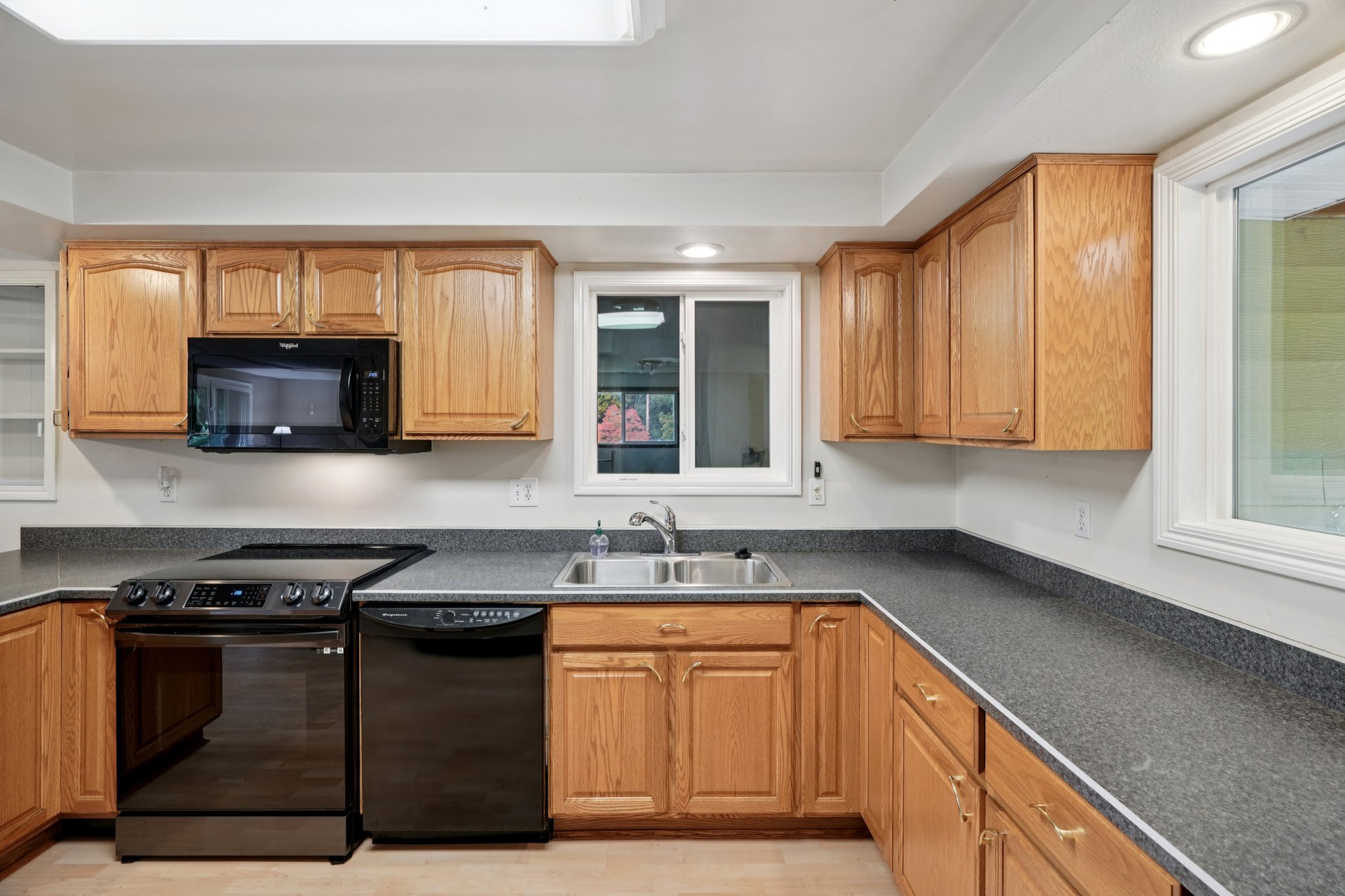 NE Risto Rd-S0111-018.jpg