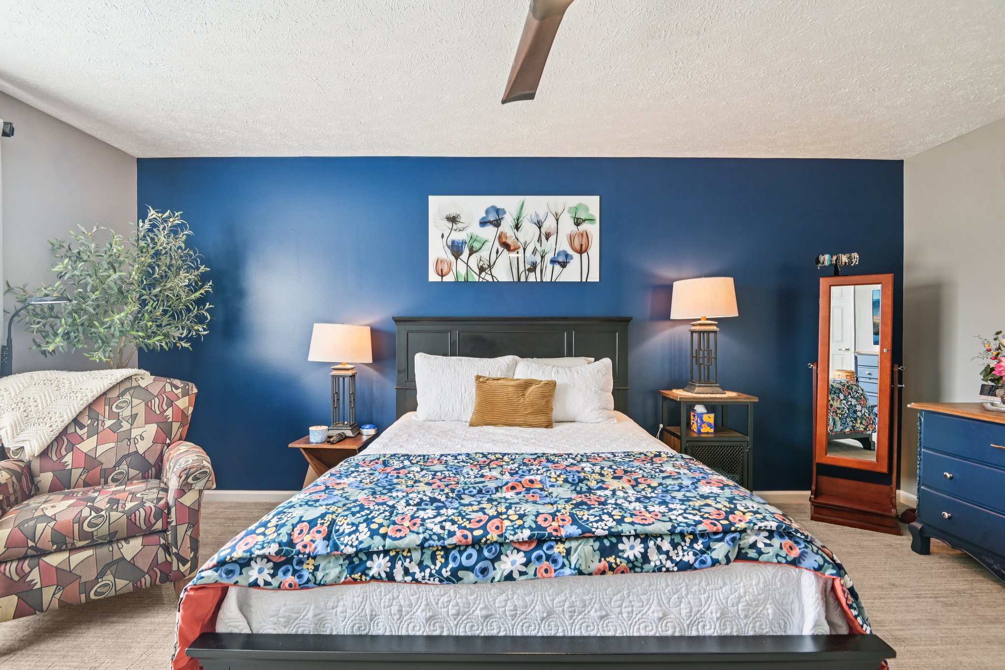 Edwards Grove Dr-S0703-029.jpg