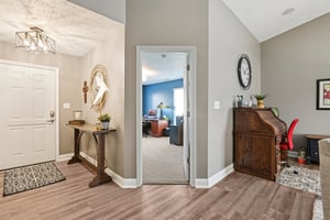 Edwards Grove Dr-S0703-007.jpg