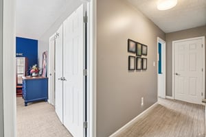 Edwards Grove Dr-S0703-025.jpg