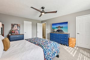 Edwards Grove Dr-S0703-030.jpg