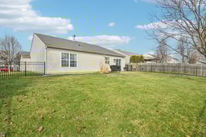 Edwards Grove Dr-S0703-049.jpg