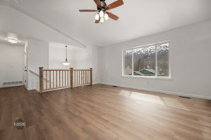  Photo 37