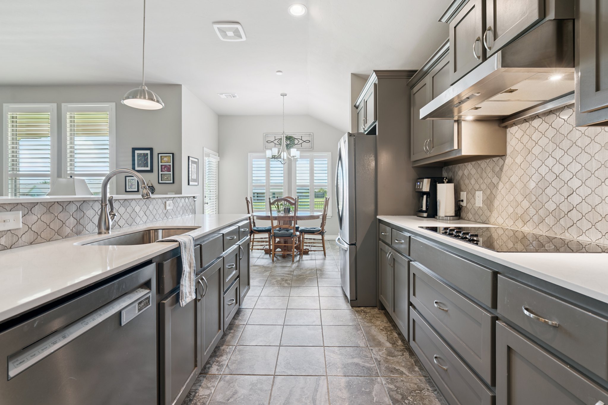 18809 Vea Dr_018.jpg