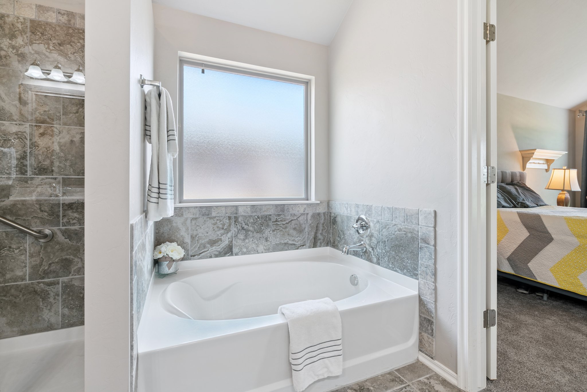 18809 Vea Dr_029.jpg