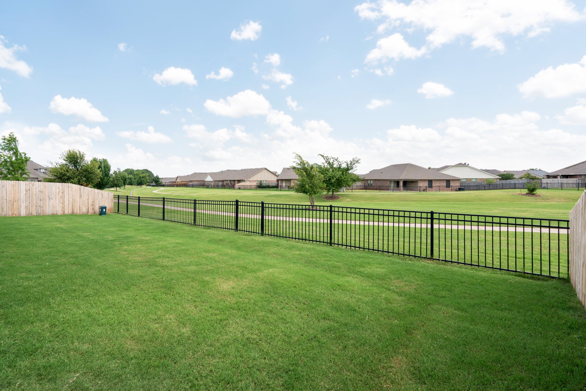 18809 Vea Dr_047.jpg