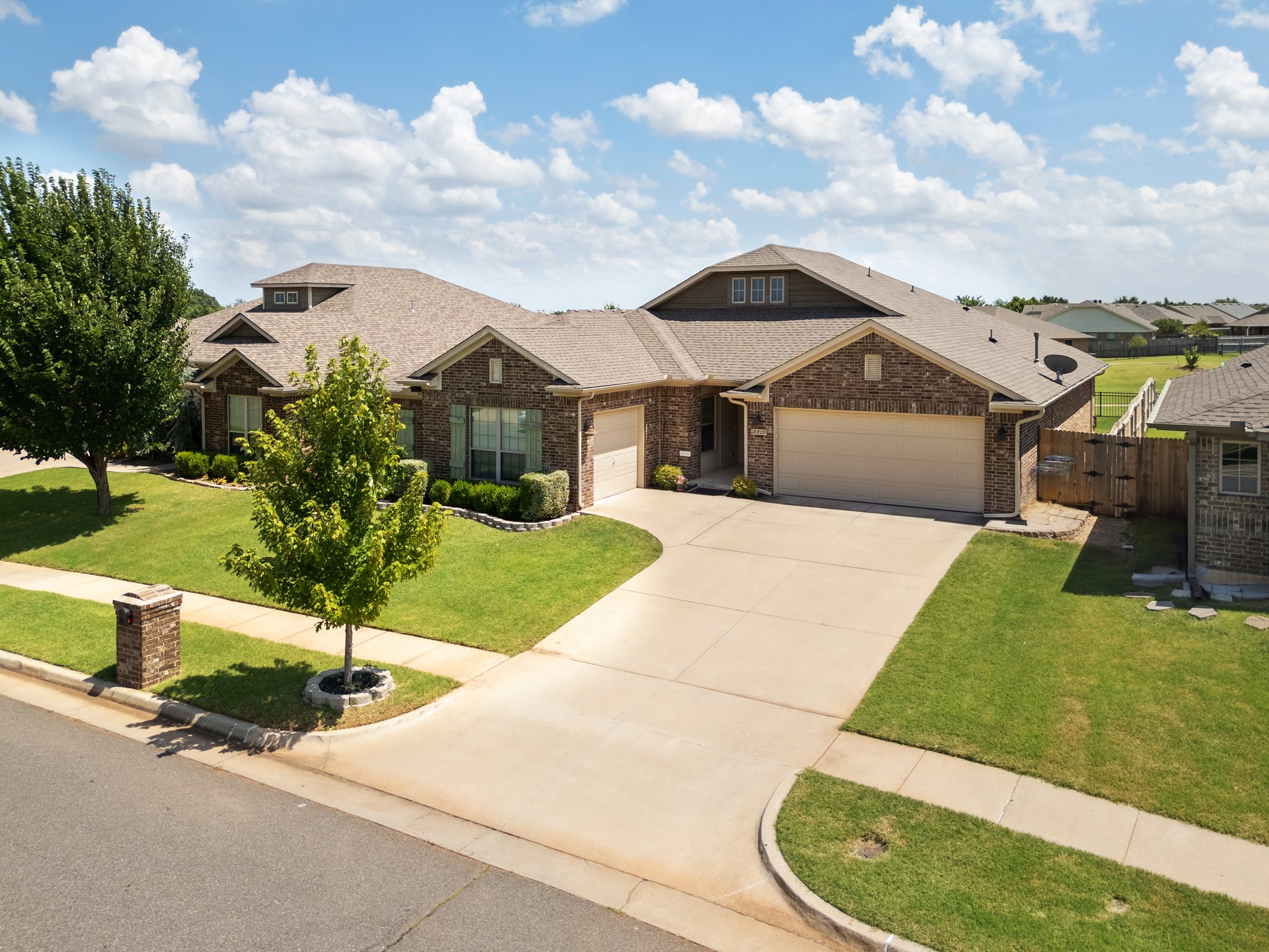 18809 Vea Dr_065.jpg