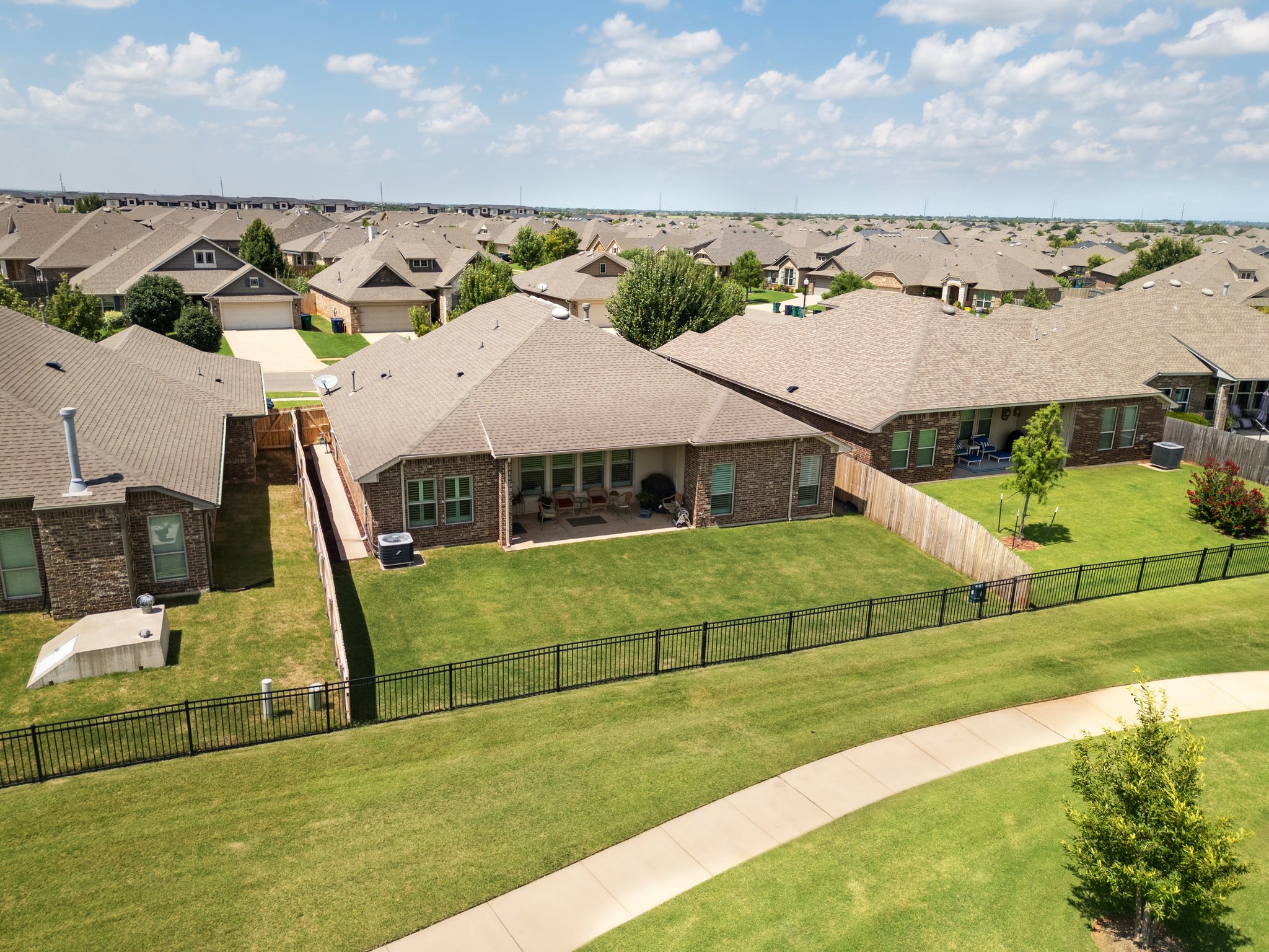 18809 Vea Dr_067.jpg