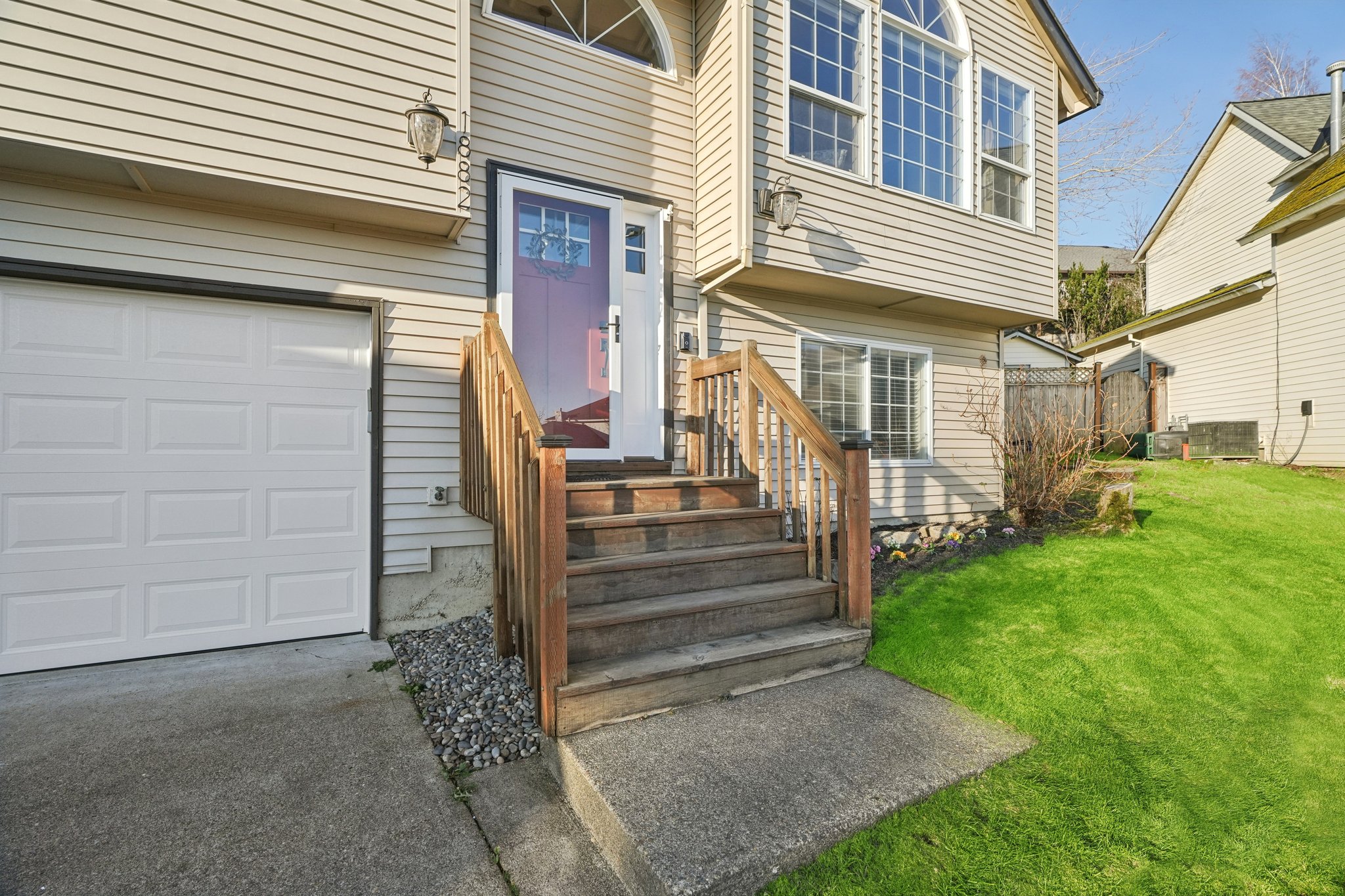 SW Spence Ave-S2401-004.jpg