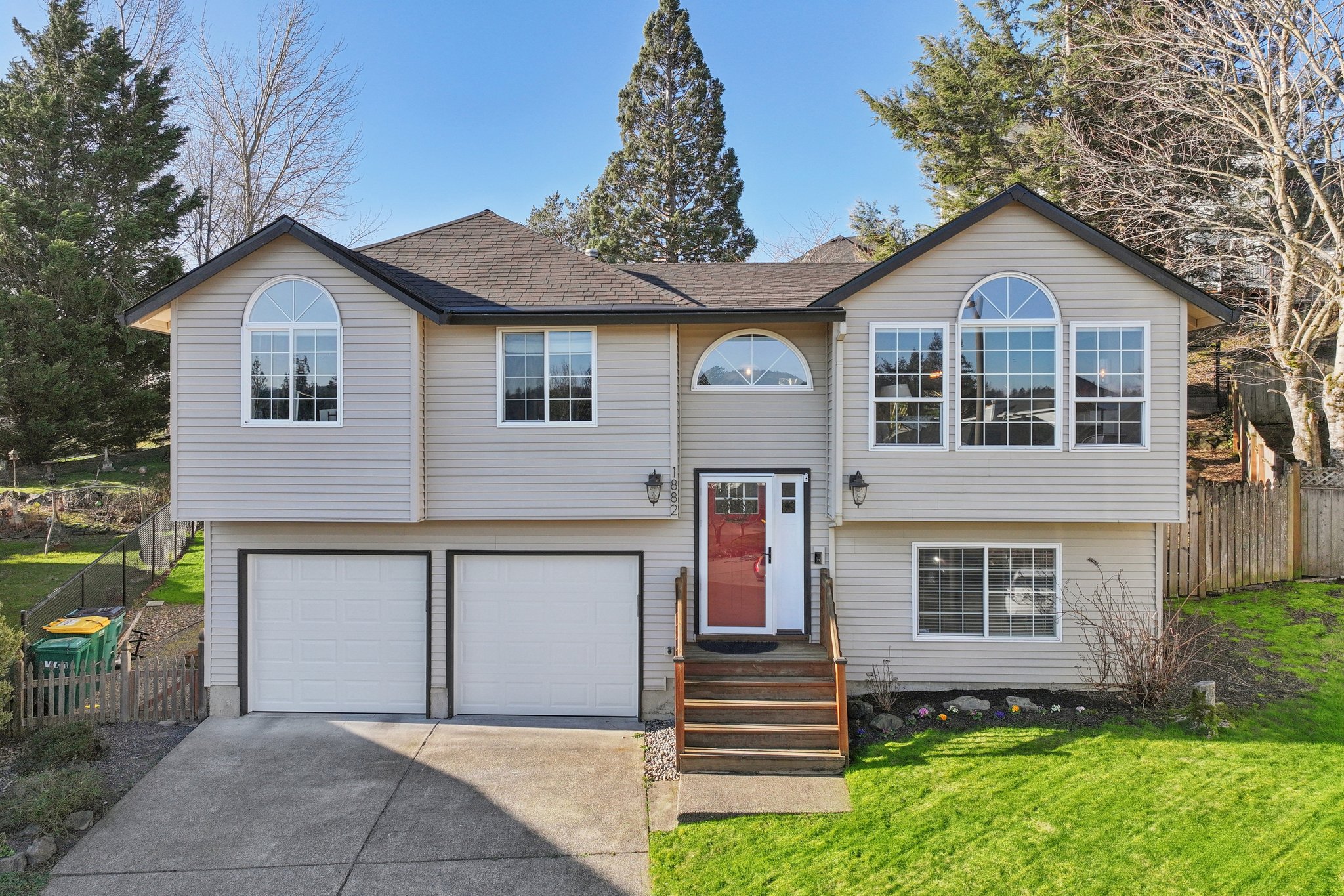 SW Spence Ave-S2401-047.jpg