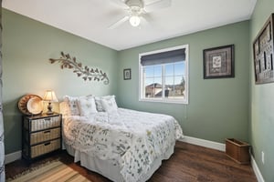 SW Spence Ave-S2401-028.jpg