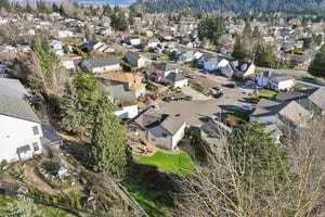 SW Spence Ave-S2401-053.jpg