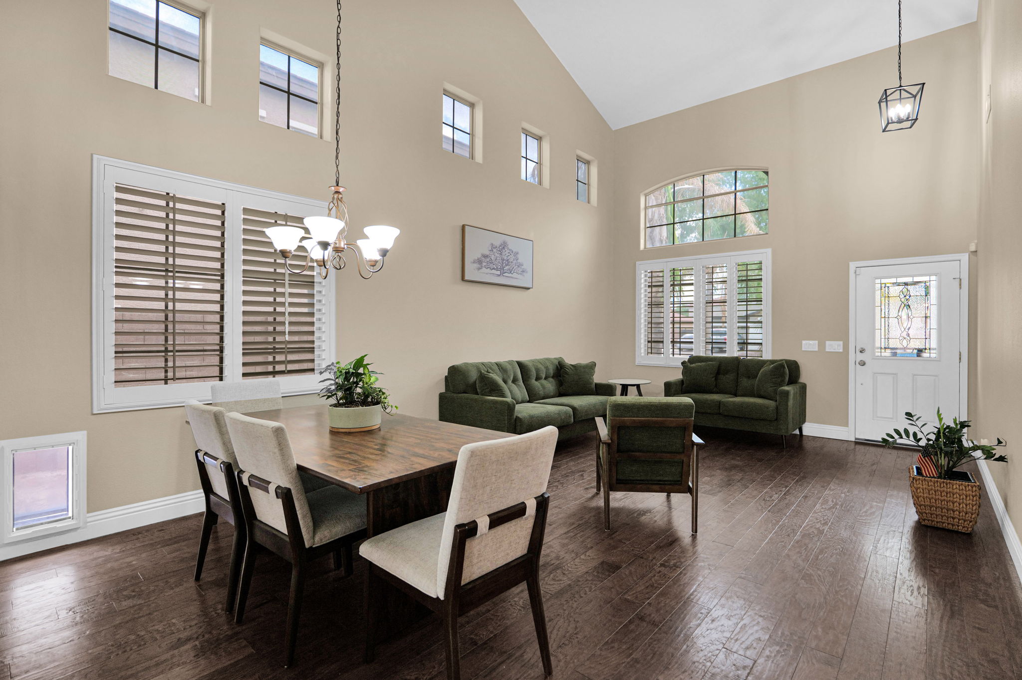 Living/Dining Room