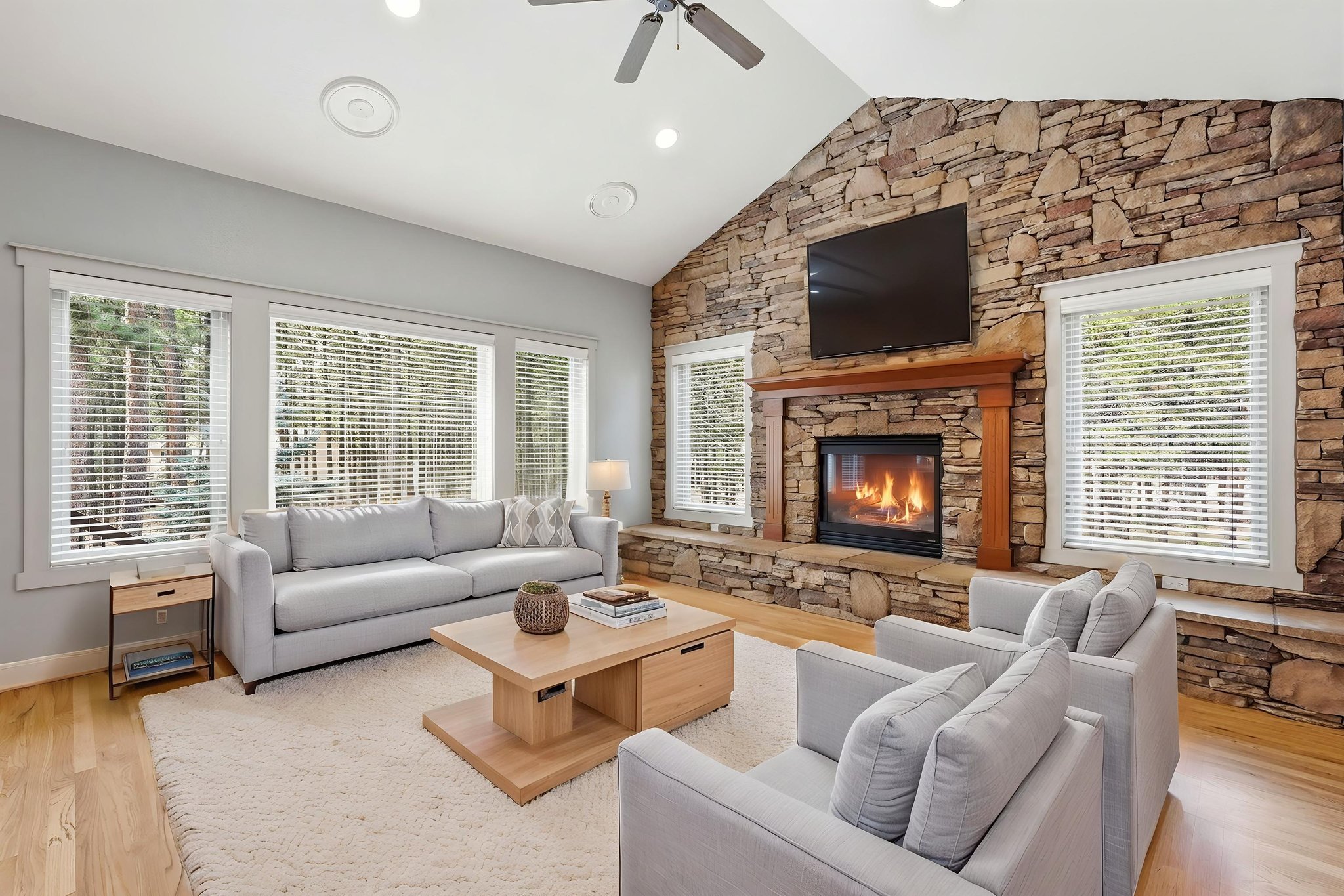 DSC09604_with_fire virtually staged.jpeg