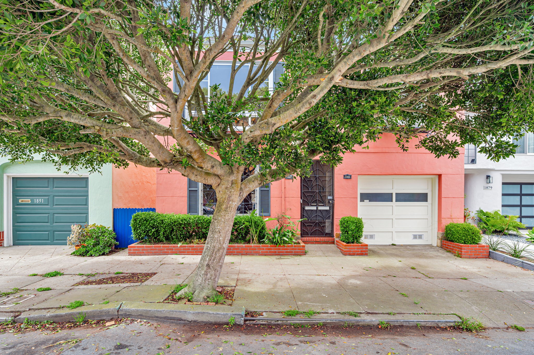 001_1883-1885 16th Ave