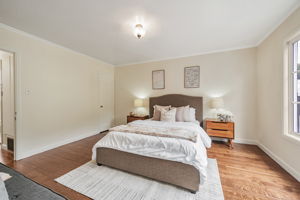 029_1883-1885 16th Ave