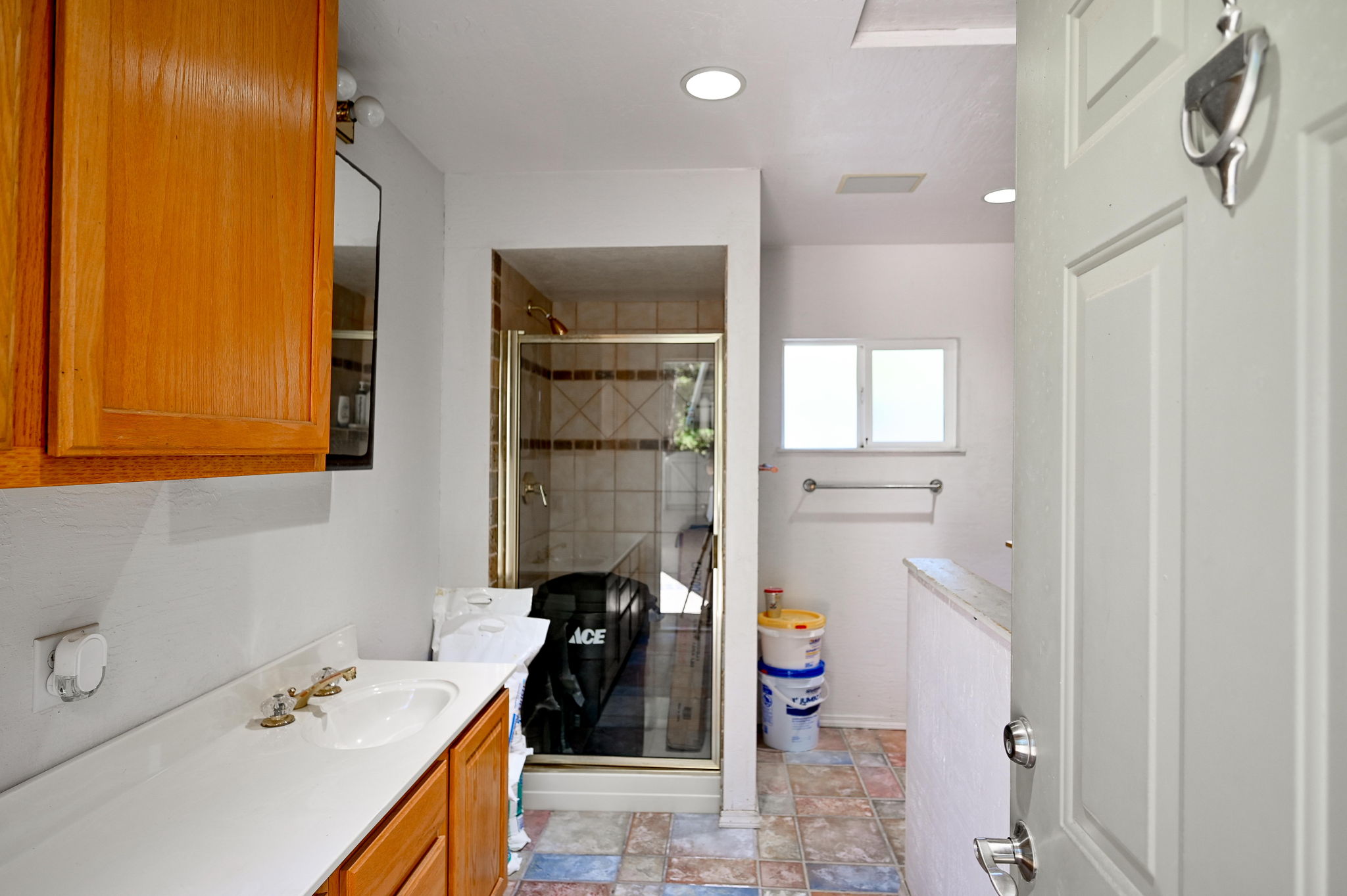  Photo 43