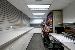  Photo 44