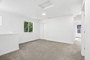 18th Pl-S0909-025.jpg