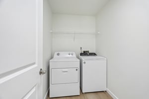 18th Pl-S0909-030.jpg