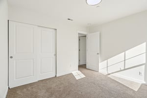 18th Pl-S0909-032.jpg