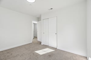 18th Pl-S0909-034.jpg