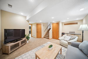 17_Interior