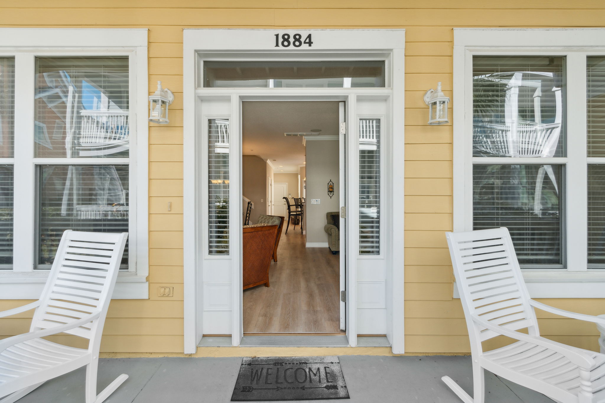 Front Entry Detail