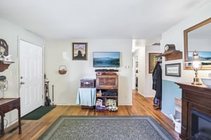 NE Couch Ln-S0807-013.jpg