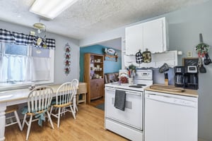 NE Couch Ln-S0807-015.jpg