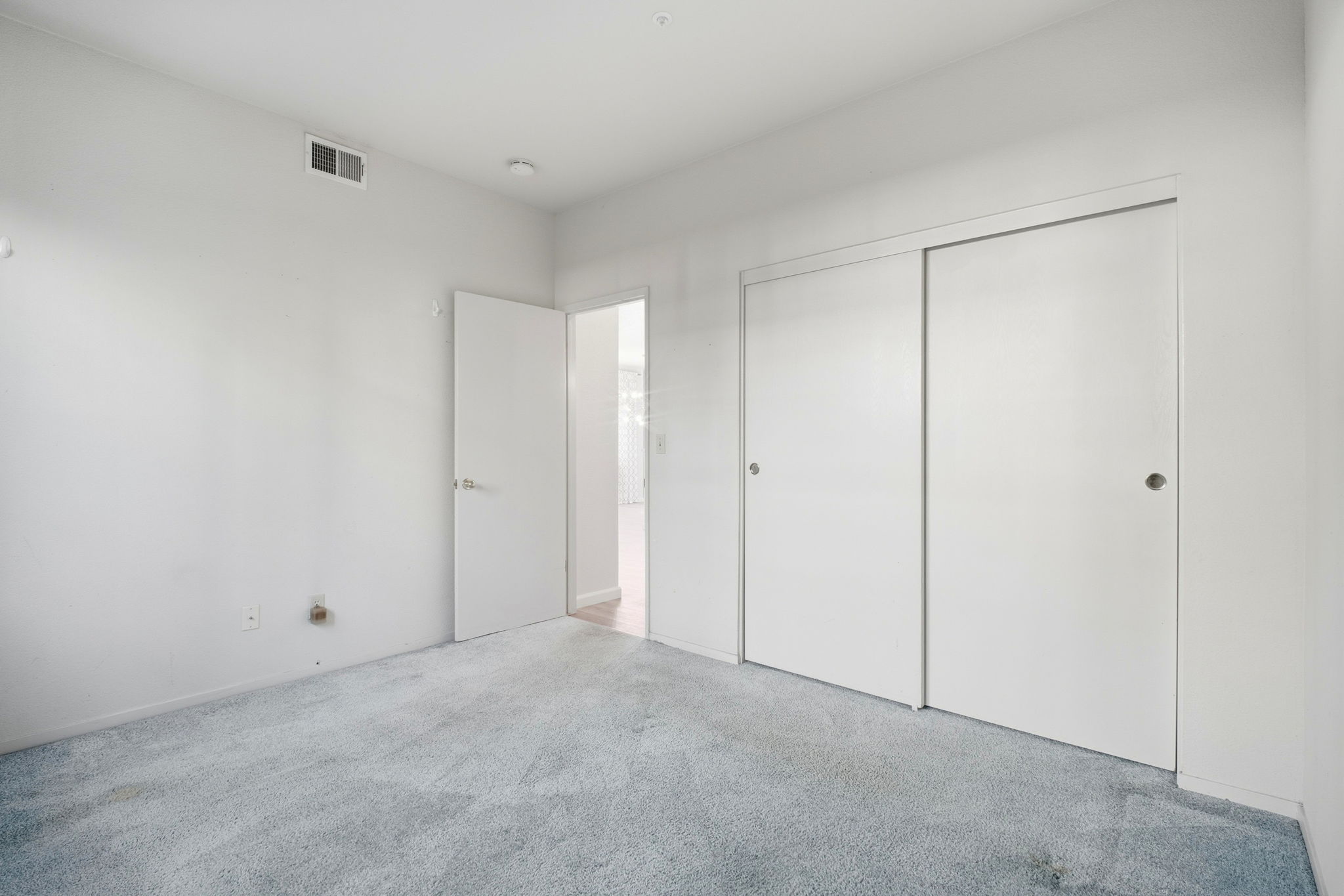 016_F8_1885 Flagstone Dr