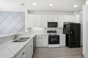 011_F8_1885 Flagstone Dr