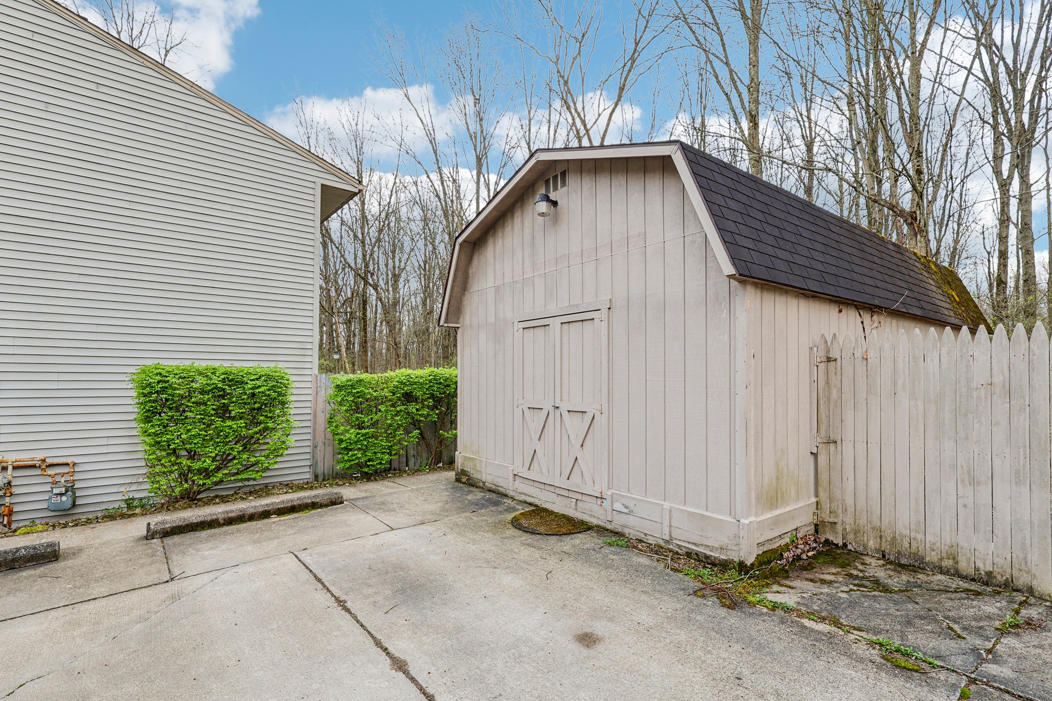 James B Dr-S1604-002.jpg